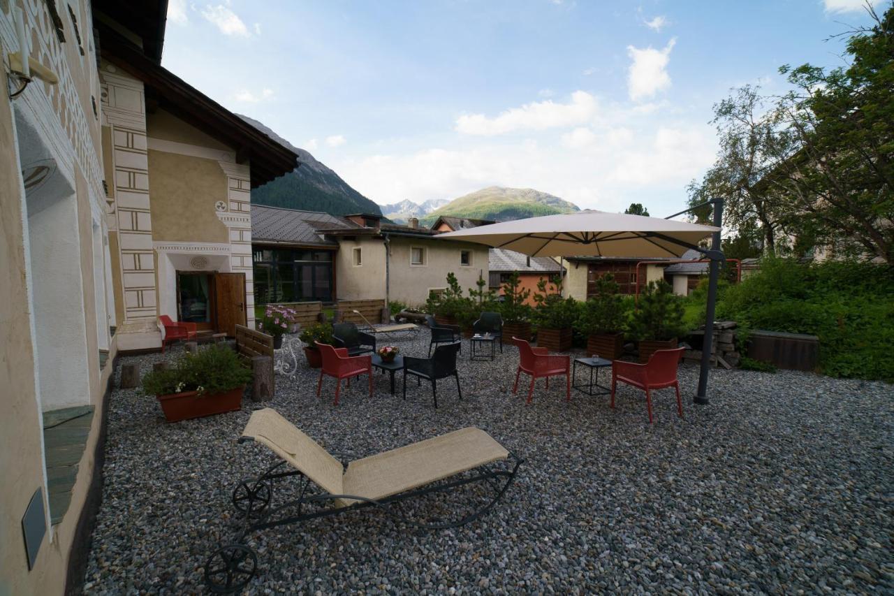 Hotel Chesa Stuva Colani 4*